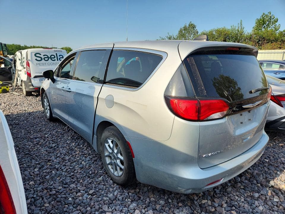 2023 CHRYSLER VOYAGER LX 2