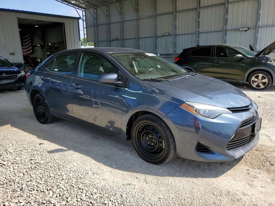 2018 TOYOTA COROLLA LE 4