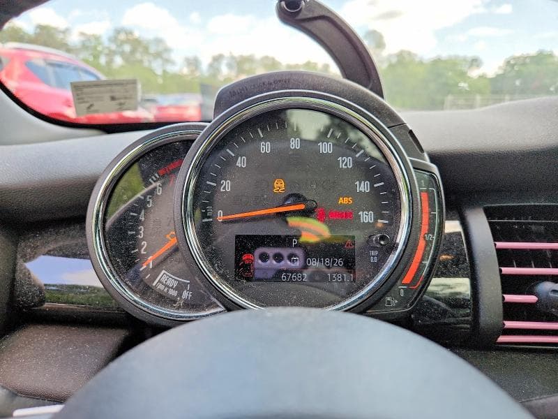 2019 MINI COOPER 9