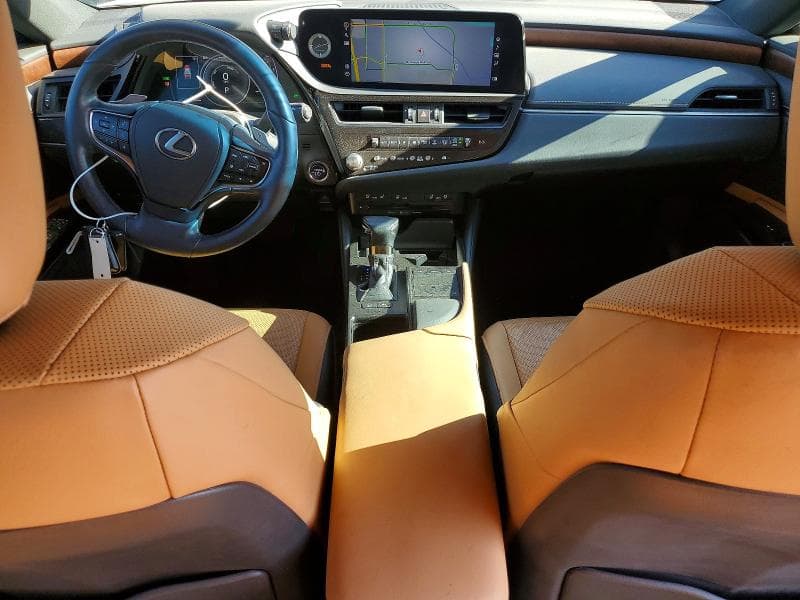 2022 LEXUS ES 300H BASE 8