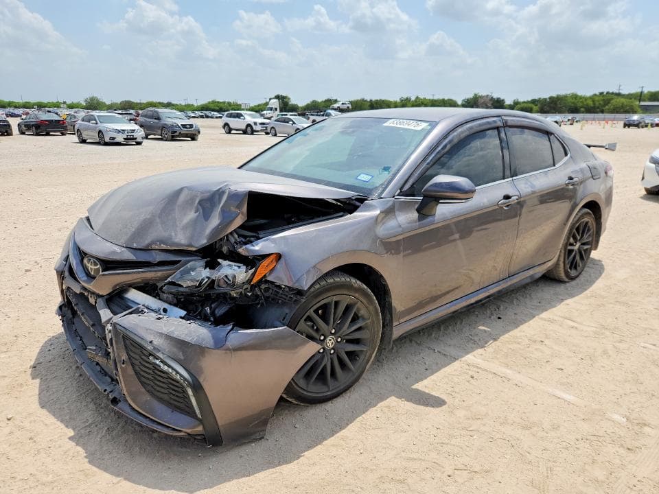 2024 TOYOTA CAMRY SE - 1