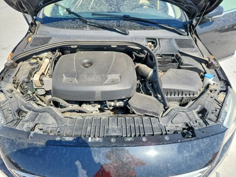 2017 VOLVO S60 PLATINUM 11