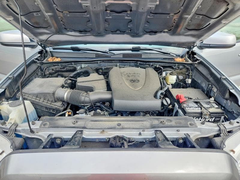 2021 TOYOTA TACOMA SR V6 11