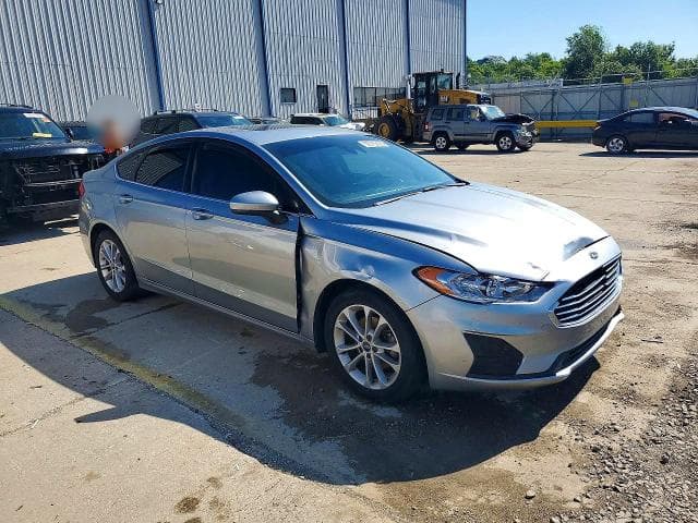 2020 FORD FUSION SE 4