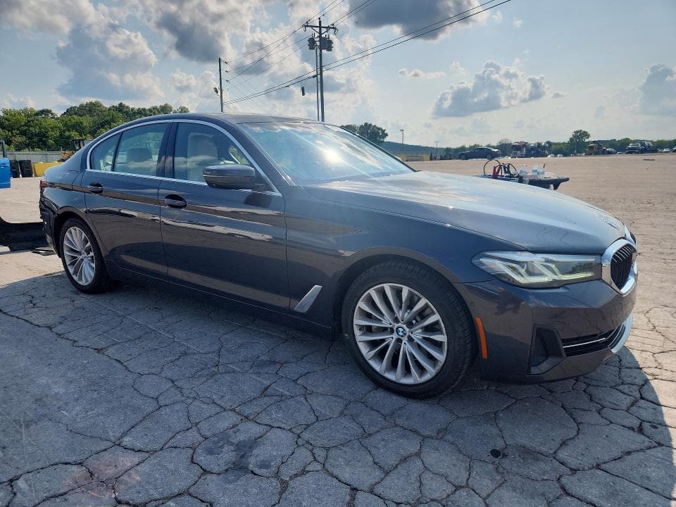 2021 BMW 530 XI 4