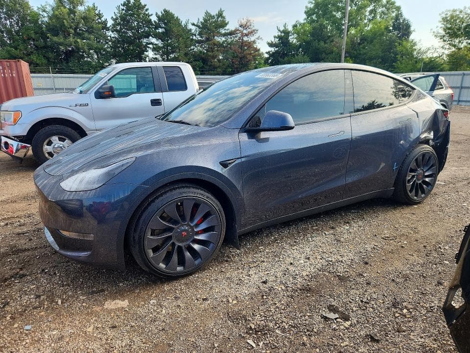 2023 TESLA MODEL Y - 1