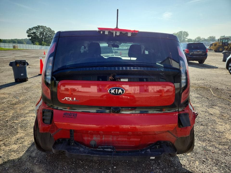2019 KIA SOUL + 6