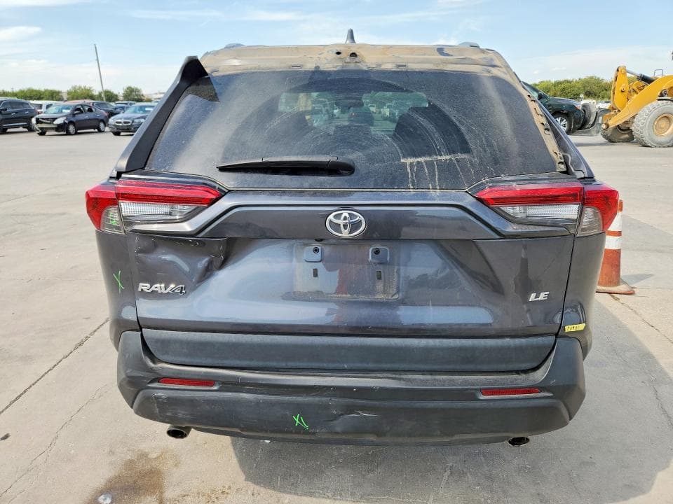 2020 TOYOTA RAV4 LE 6