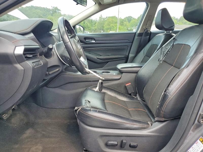 2019 NISSAN ALTIMA SR 7