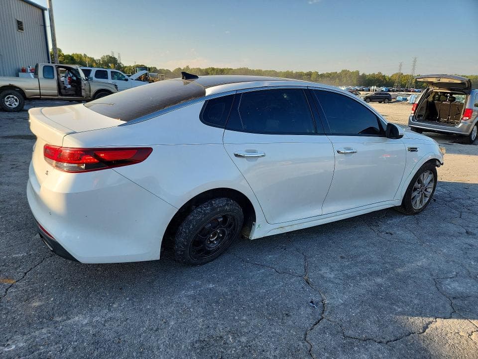 2018 KIA OPTIMA S 3