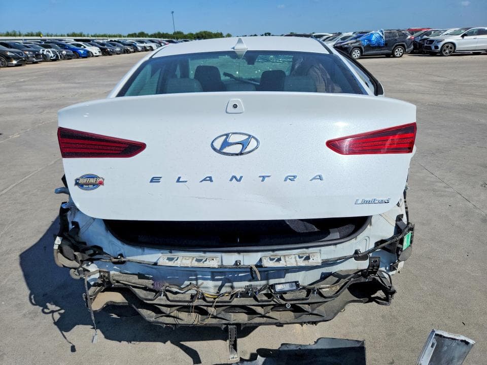 2019 HYUNDAI ELANTRA LIMITED 6