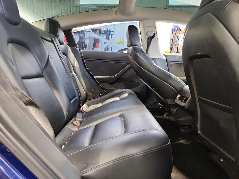 2018 TESLA MODEL 3 10