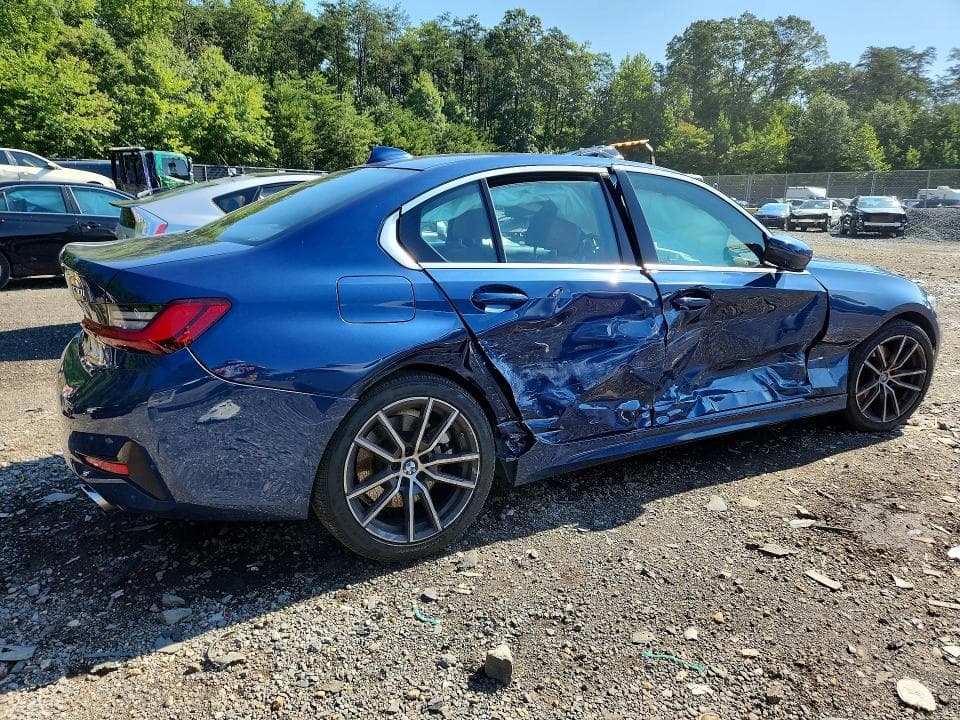 2022 BMW 330XI 3