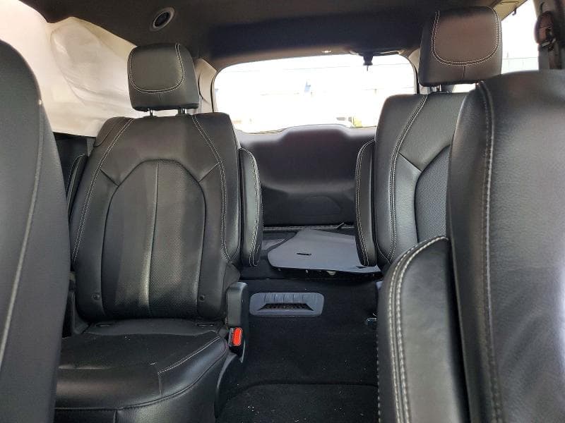2019 CHRYSLER PACIFICA TOURING L 10