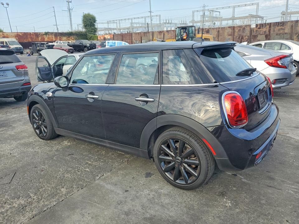 2020 MINI COOPER S 2