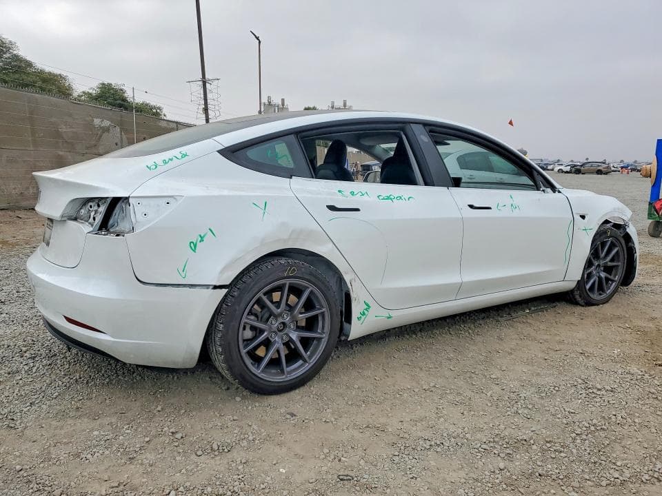 2023 TESLA MODEL 3 3