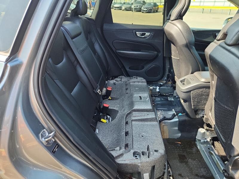 2019 VOLVO XC60 T5 11