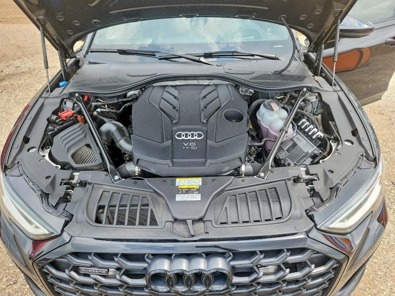 2022 AUDI A8 L 11