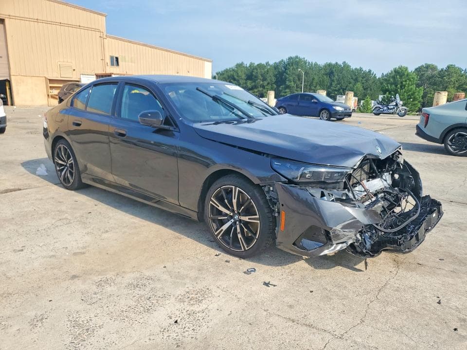 2025 BMW 540 XI 4