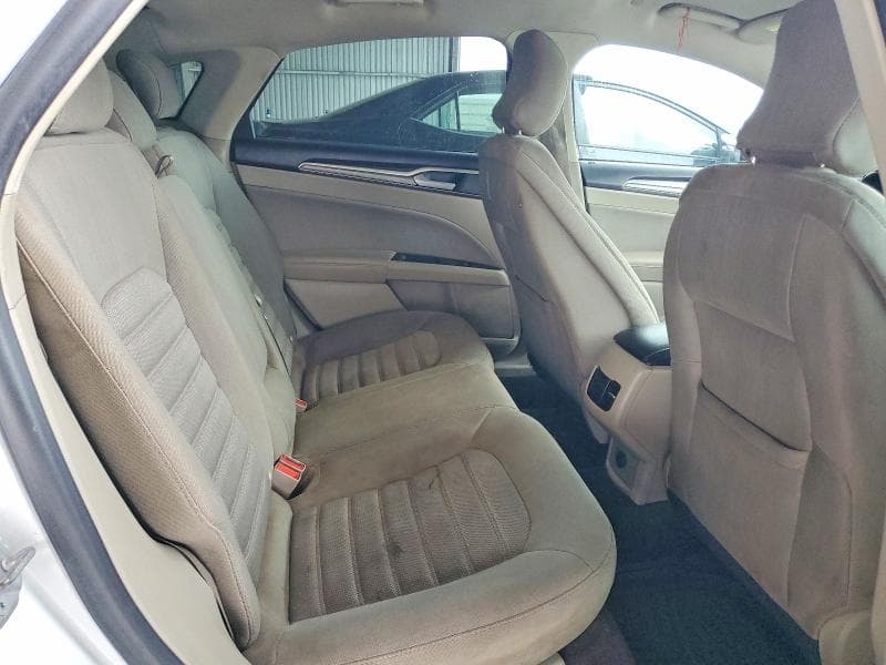 2019 FORD FUSION SE 10
