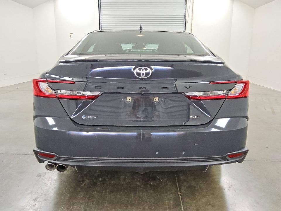 2025 TOYOTA CAMRY SE 6