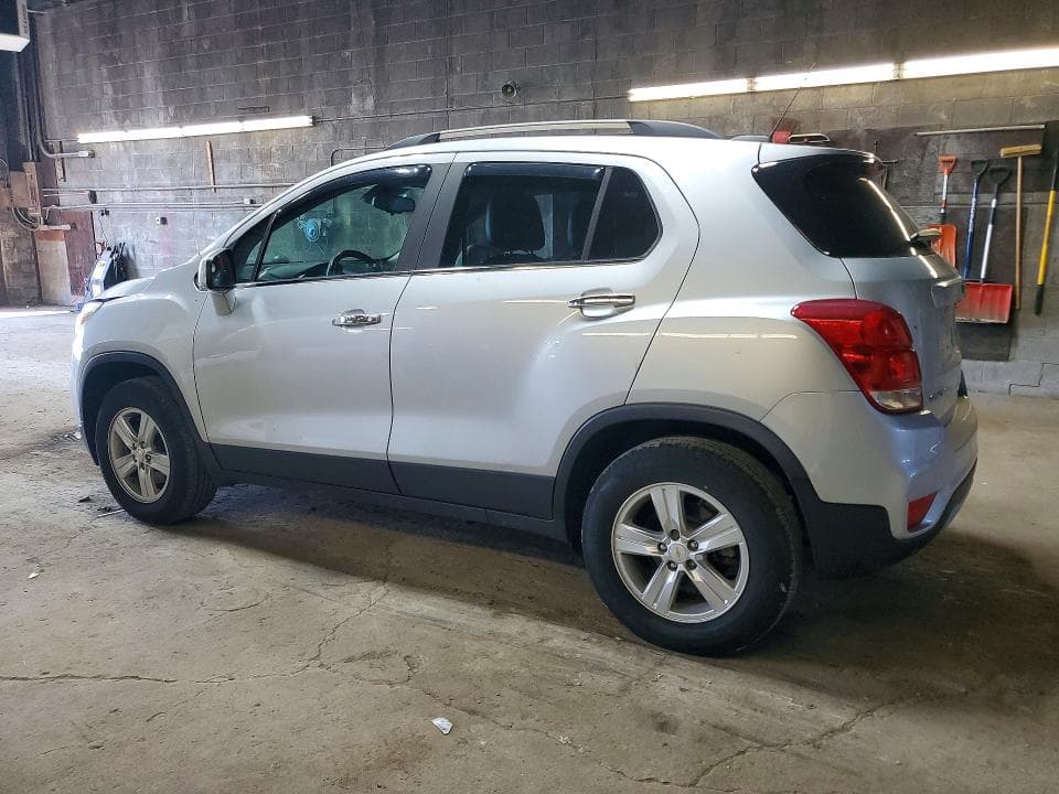 2020 CHEVROLET TRAX 1LT 2
