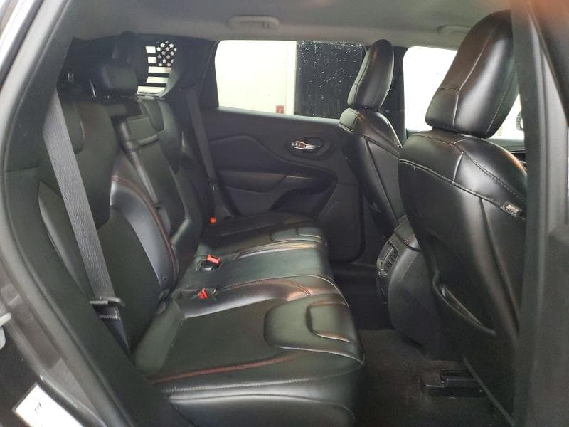 2019 JEEP CHEROKEE TRAILHAWK 11