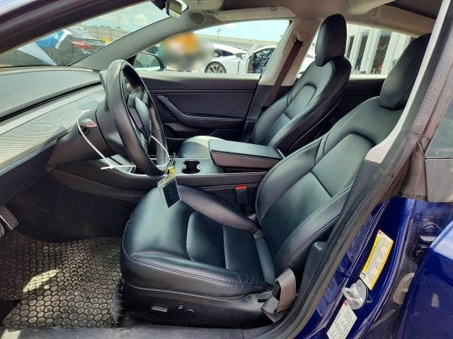 2018 TESLA MODEL 3 7
