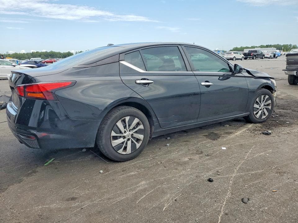 2019 NISSAN ALTIMA S 3