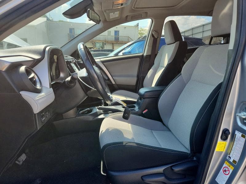 2018 TOYOTA RAV4 XLE 7