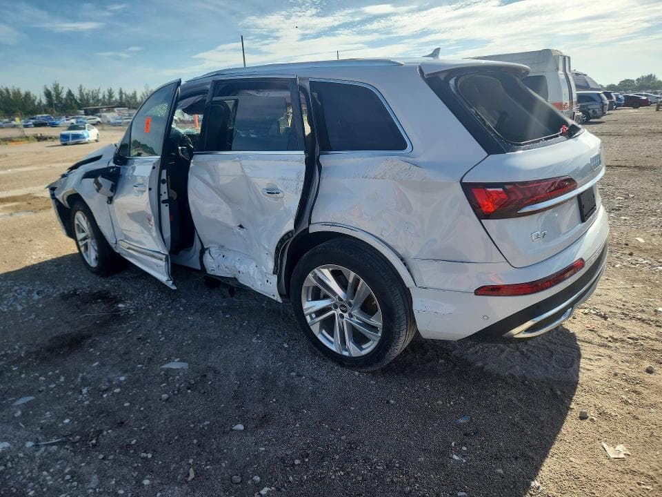 2023 AUDI Q7 PREMIUM PLUS 2