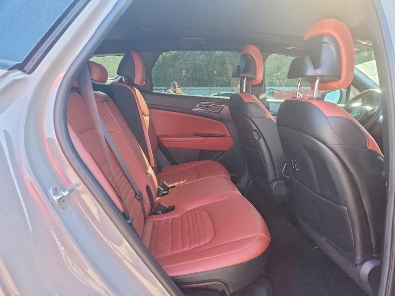 2023 KIA SPORTAGE SX PRESTIGE 11