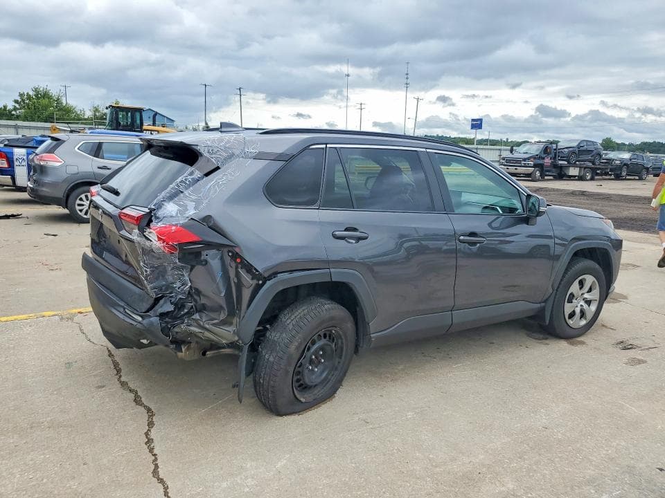 2019 TOYOTA RAV4 LE 3