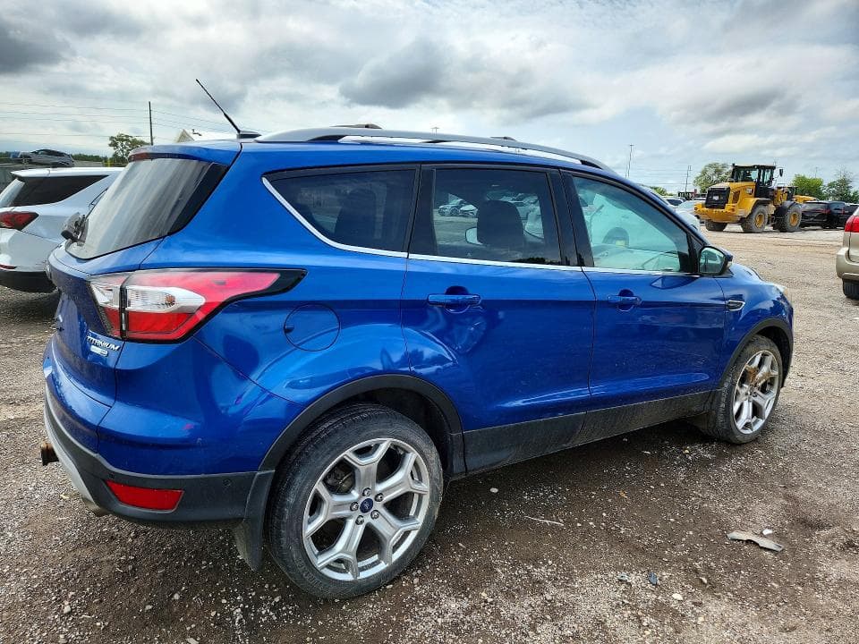 2017 FORD ESCAPE TITANIUM 3