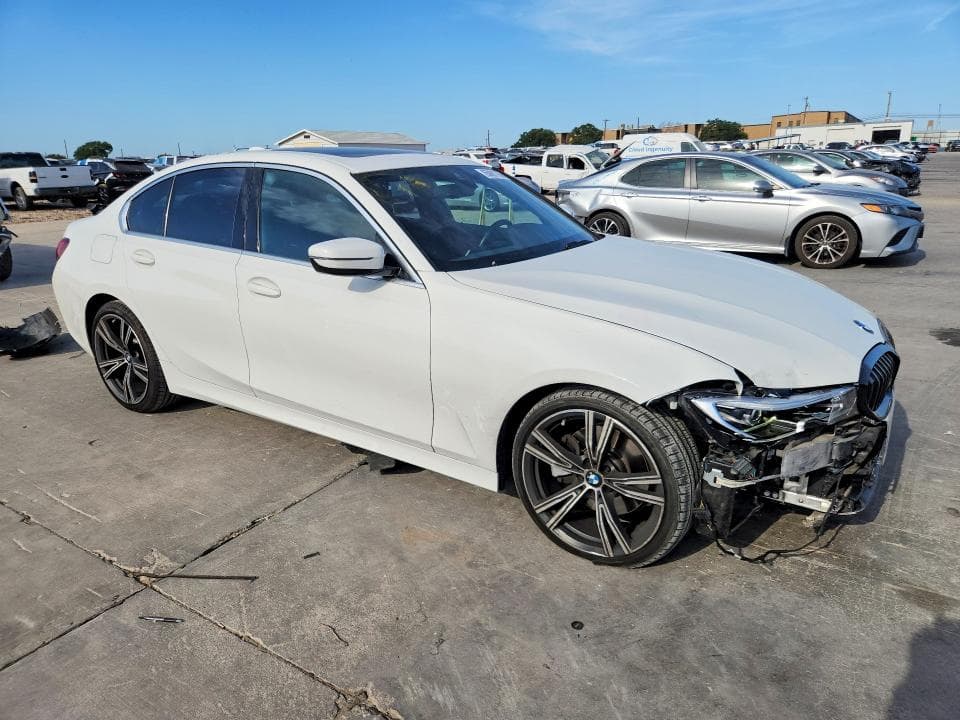 2022 BMW 330XI 4