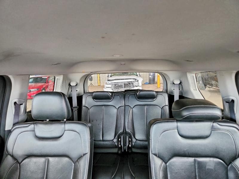 2023 JEEP GRAND CHEROKEE L LIMITED 10