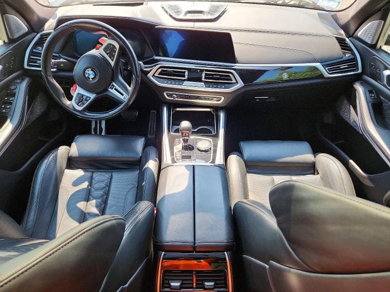 2021 BMW X5 M 8