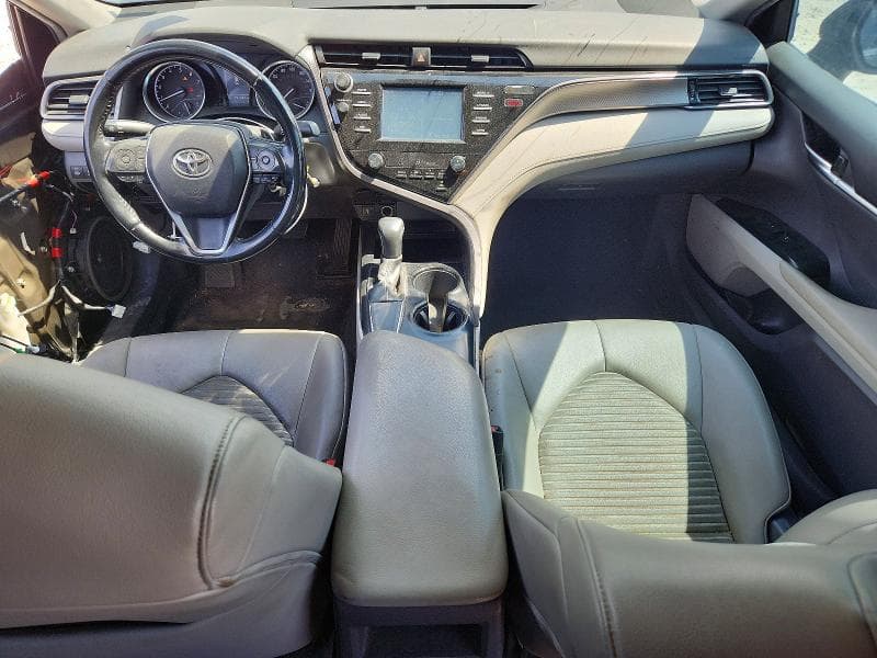 2019 TOYOTA CAMRY SE 8