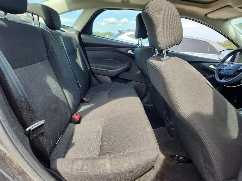 2017 FORD FOCUS SEL 10
