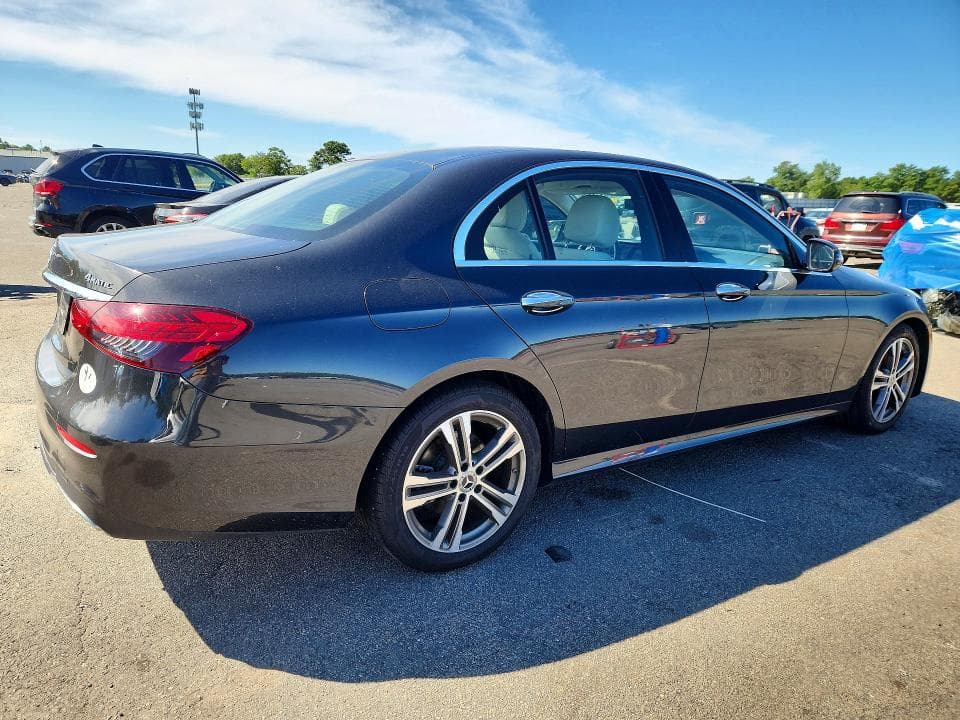 2021 MERCEDES-BENZ E 350 4MATIC 3