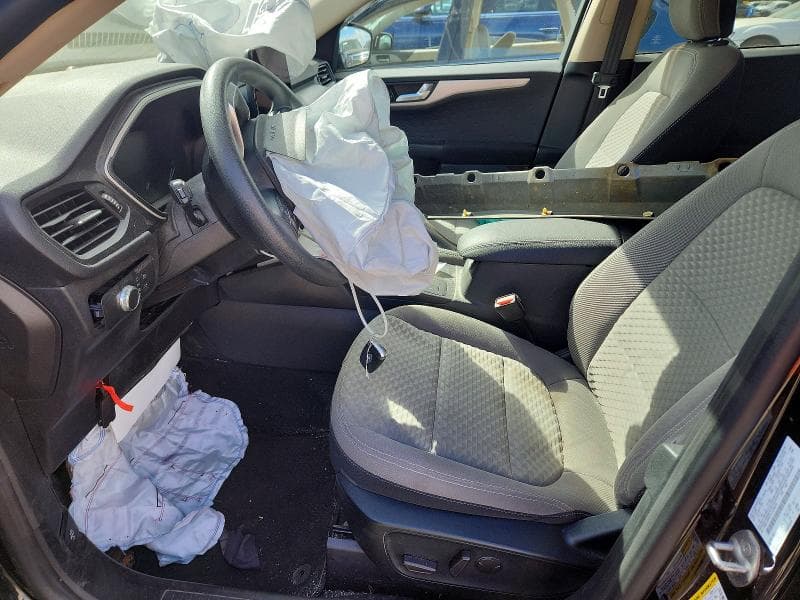 2020 FORD ESCAPE SE 7