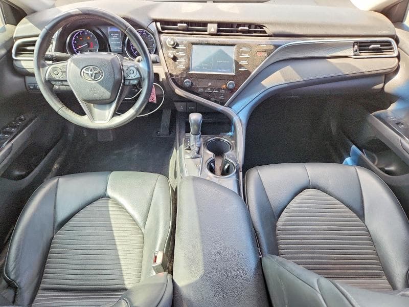 2018 TOYOTA CAMRY SE 8
