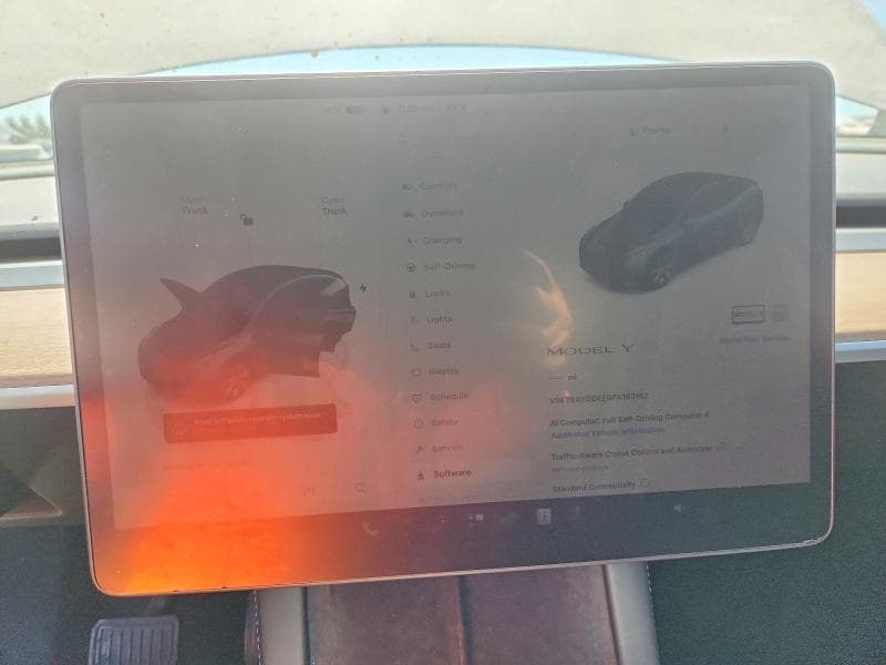 2023 TESLA MODEL Y 9