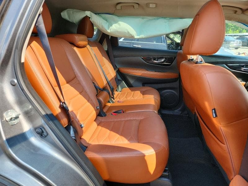 2018 NISSAN ROGUE SL 11