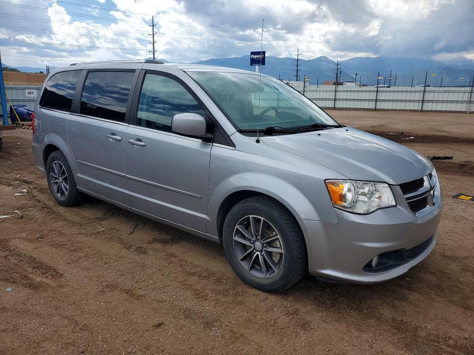2017 DODGE GRAND CARAVAN SXT 4