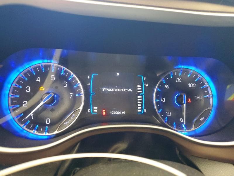 2017 CHRYSLER PACIFICA 9