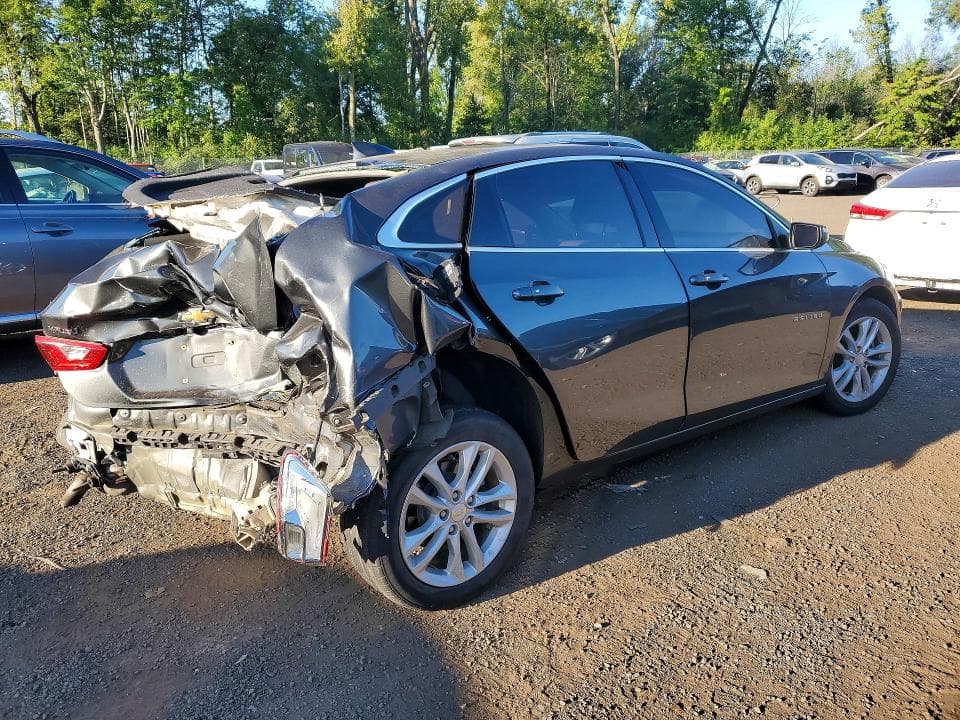 2017 CHEVROLET MALIBU LT 3