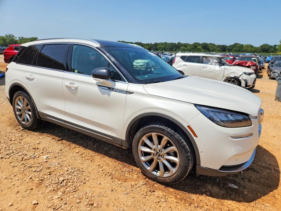 2021 LINCOLN CORSAIR 4