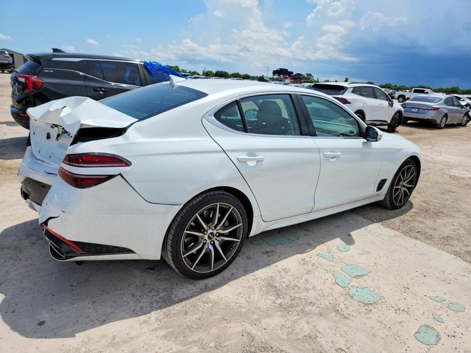 2026 GENESIS G70 2.5T STANDARD 3