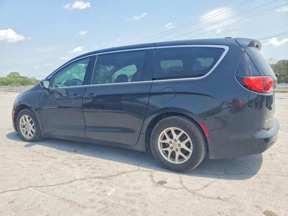 2017 CHRYSLER PACIFICA TOURING 2